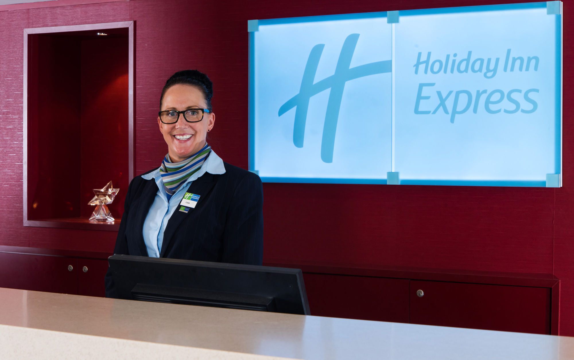 Holiday Inn Express Northampton - South By Ihg Exterior photo